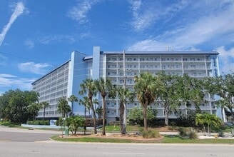 Building Photo - 311 Newport Dr