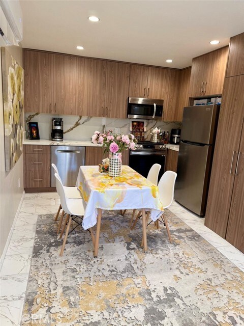 Building Photo - 20627 Tuba St