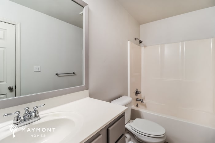 Building Photo - 1011 Katy Ln