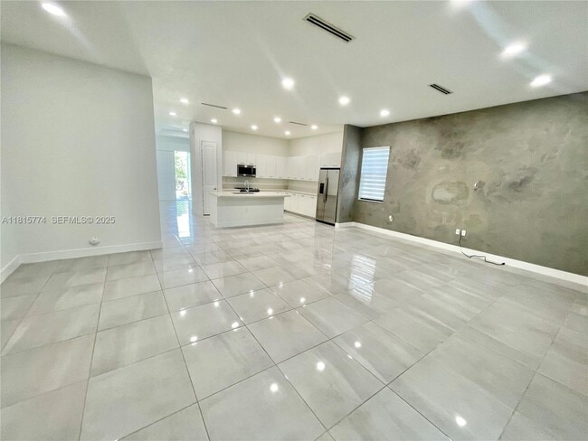 Building Photo - 17324 SW 41st St