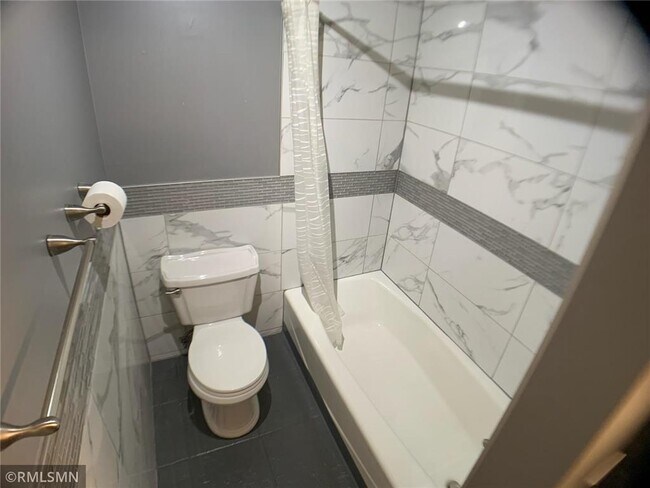 Building Photo - 3151 Dean Ct