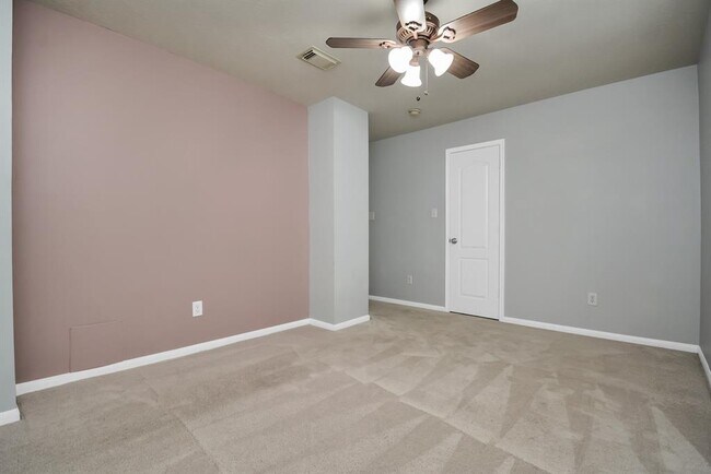 Building Photo - 20210 Black Canyon Dr