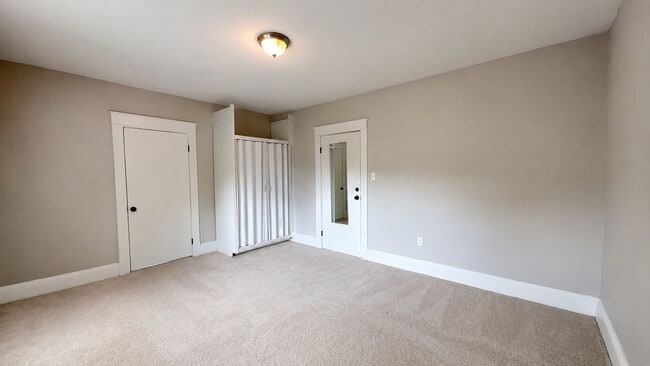 Building Photo - 1807 Springfield Ave