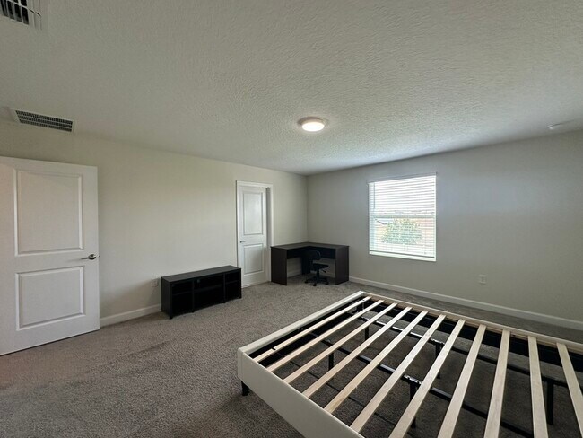 Building Photo - 1616 Oak Blossom Dr