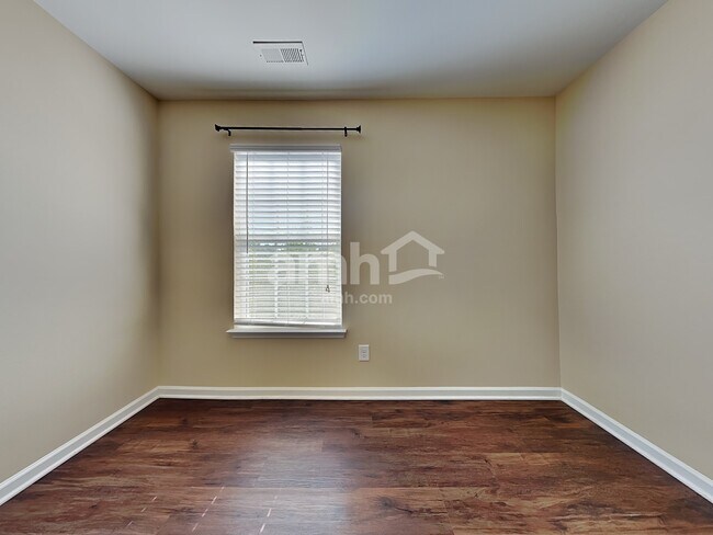 Building Photo - 167 Kentland Ridge Dr