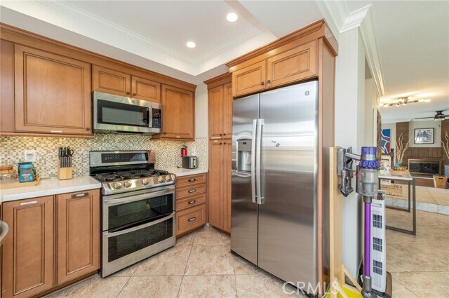 Building Photo - 8921 Burlcrest Dr