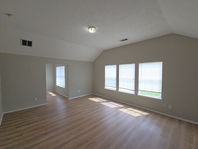 Building Photo - 21802 Westfield Ridge Dr