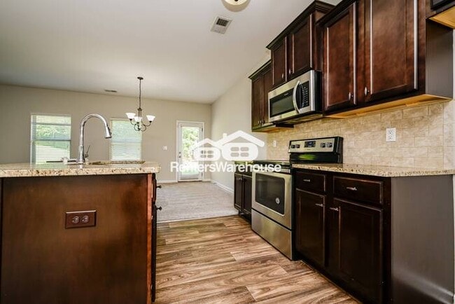 Building Photo - Beautiful 4/3 McDonough Home!