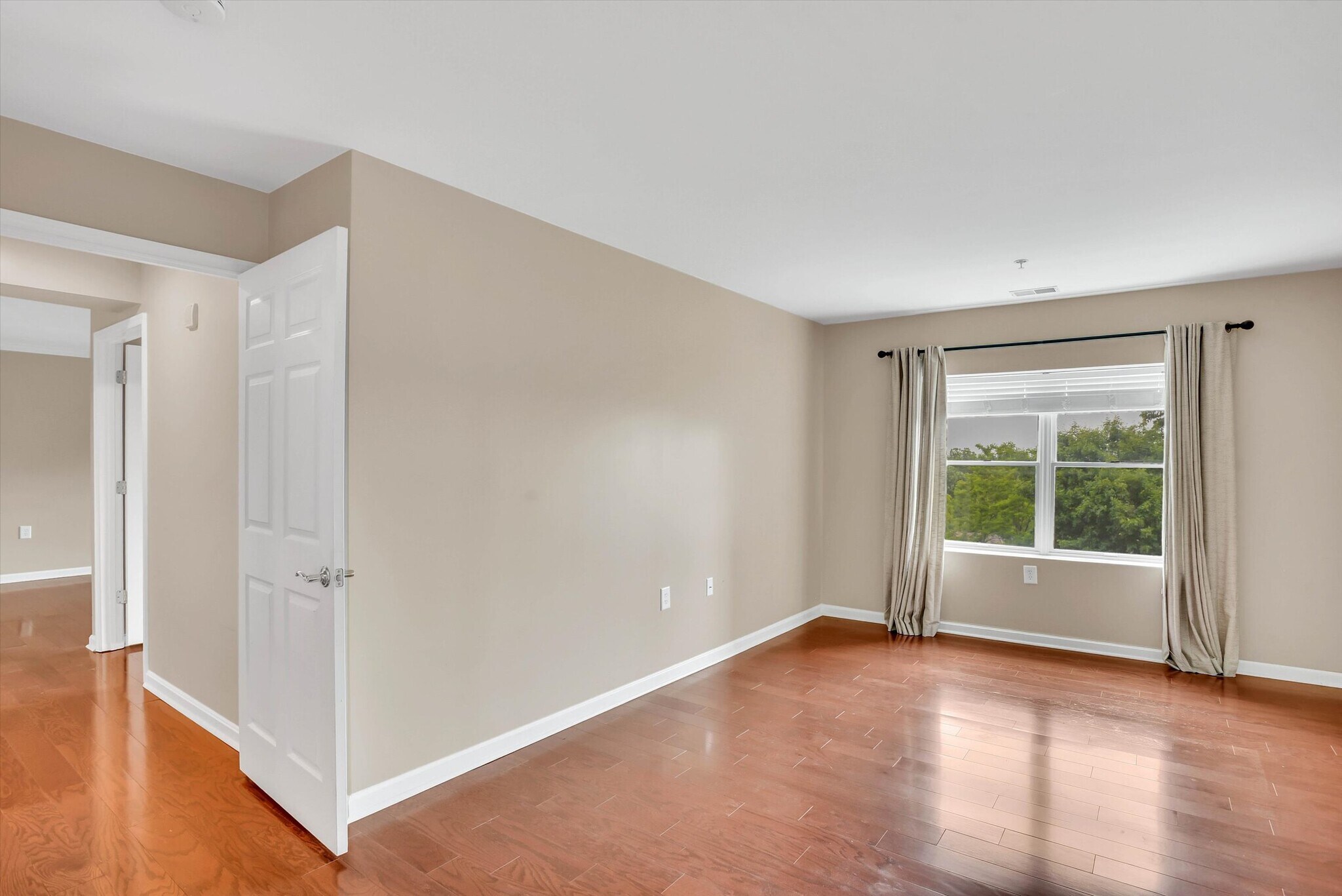 Building Photo - 12240 Roundwood Rd