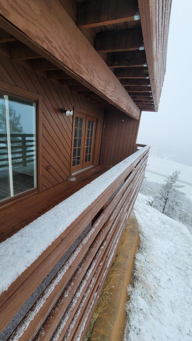 Building Photo - 4555 Sentinel Rock Terrace