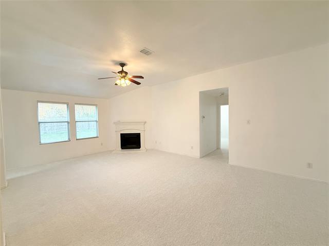 Building Photo - 918 Fleming St