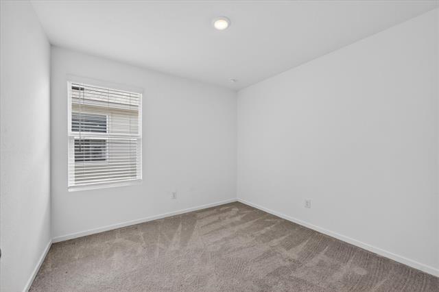 Building Photo - 1429 Erie Dr