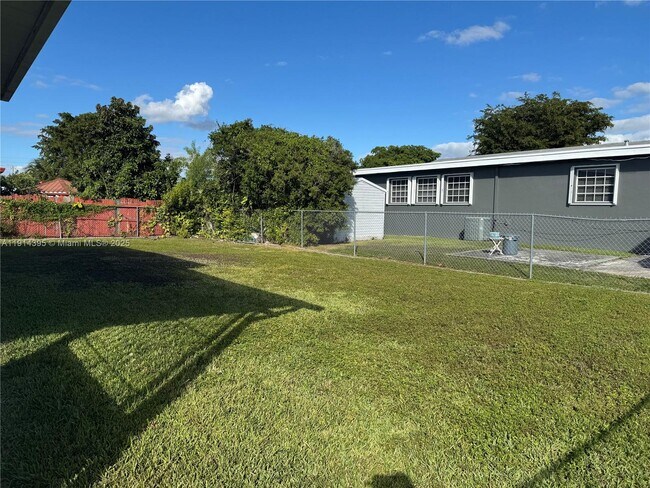 Building Photo - 22105 SW 113th Pl