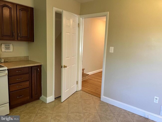 Building Photo - 4616 Willow Run Dr