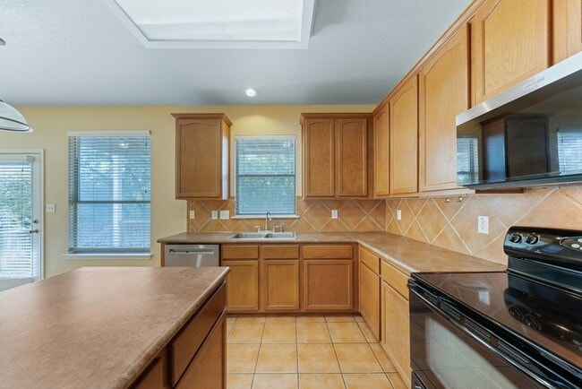 Building Photo - 3338 Bending Creek