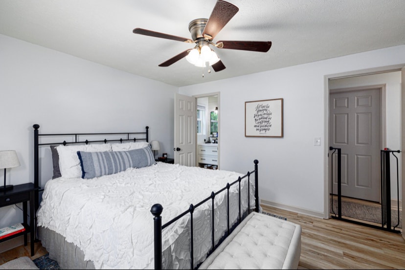 Bedroom 2 - 223 Woodglen Dr