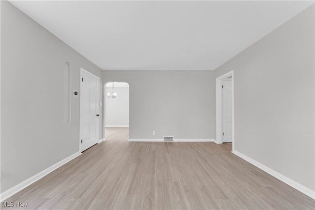 Building Photo - 1080 Piermont Rd