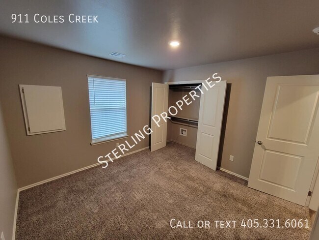 Building Photo - 911 Coles Creek