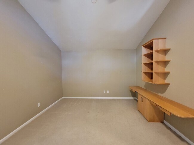 Building Photo - 4 bedroom house for rent on Killearn Estat...
