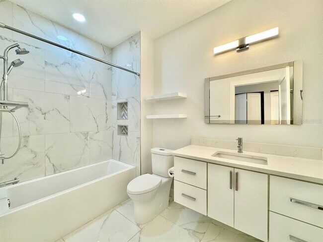 Building Photo - 4207 S Dale Mabry Hwy