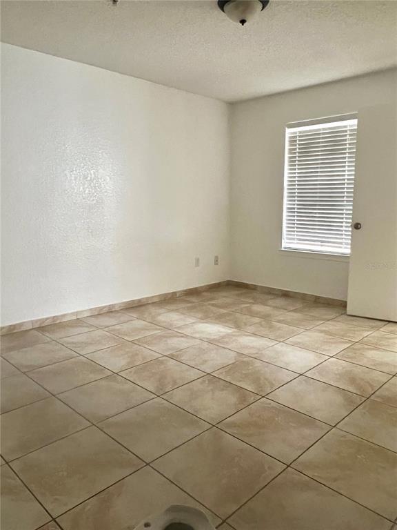 Building Photo - 2209 Antigua Pl