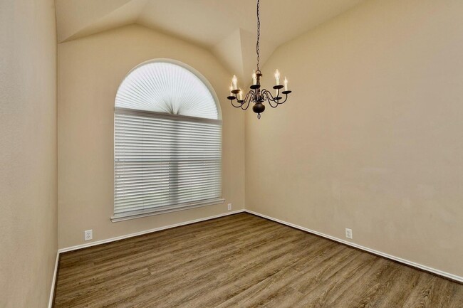 Building Photo - 30306 Castle Forest Dr