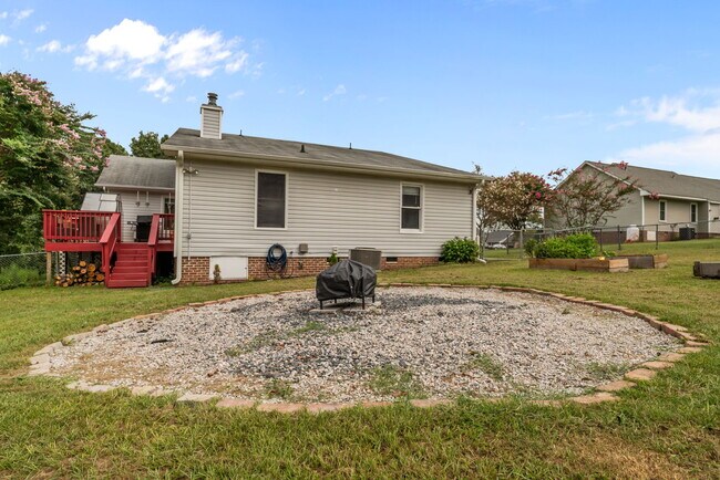 Building Photo - 39 Orrin Ct