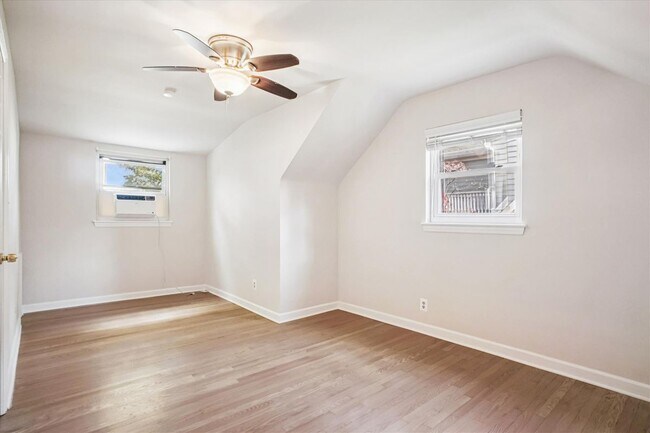 Building Photo - 4409 Westbrook Ln