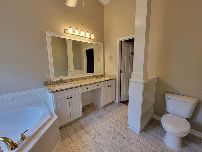 Building Photo - 3 bedroom home for rent in golden eagle's gated community, available July 6 2026, 2 car garage, f...