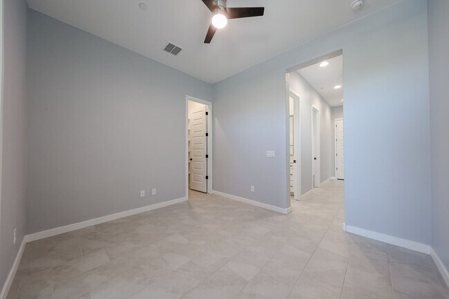 Building Photo - 31674 N 123rd Ave