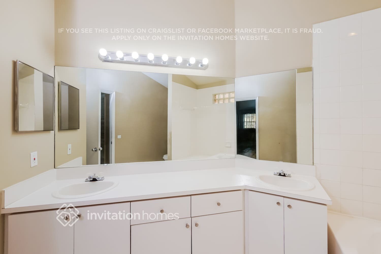 Building Photo - 5487 NW 186th St