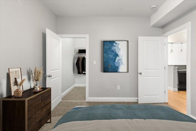 Building Photo - 1333 W Broad St