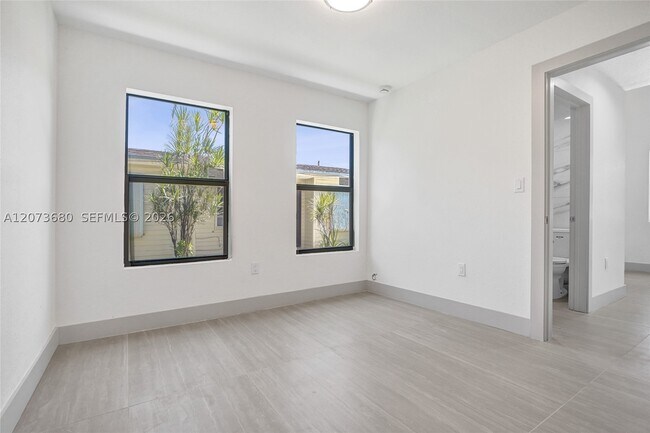Building Photo - 3053 NW 59th St