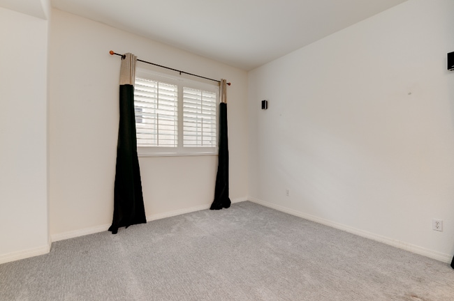 Building Photo - 16608 Honeybrook Ave
