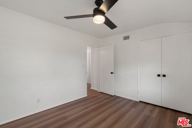 Building Photo - 6739 Garces Ave