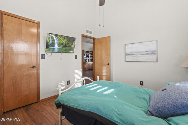 Building Photo - 851 Dulce Tierra Dr