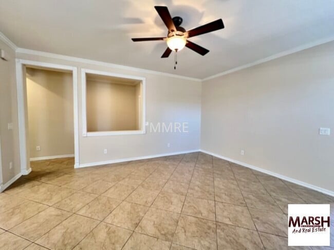Building Photo - Nice 3 bedroom home in Chandler in a gated community!