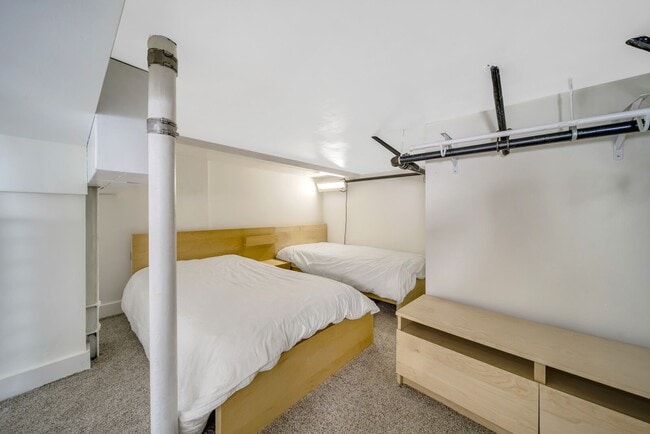 Building Photo - LOFTED STUDIO FOR RENT $2,025 /mo