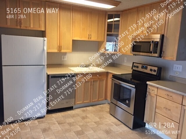 Building Photo - 5165 Omega Way