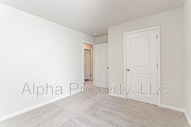 Building Photo - 4107 Garrison Ln