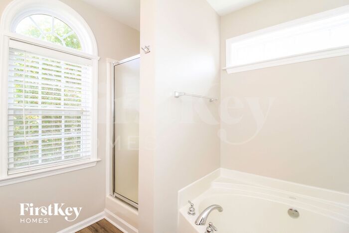 Building Photo - 2648 Wynbrook Dr