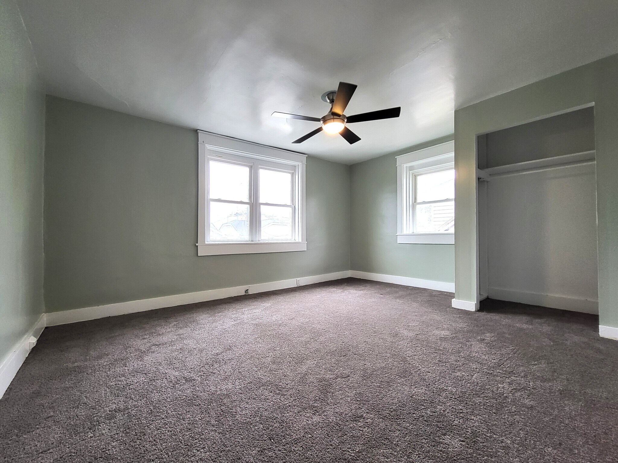 Master Bedroom - 32 E 1st Ave