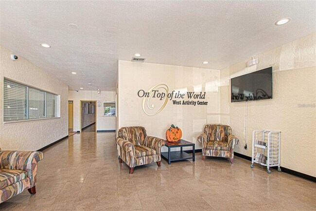 Building Photo - 2462 Brazilia Dr