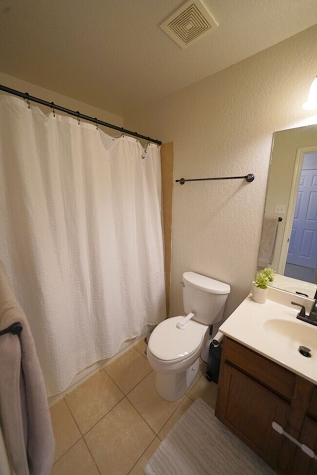 Building Photo - Spacious Schertz Home with Game Room - Realtor Commission: $500
