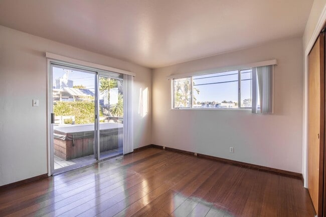 Building Photo - 1761 Kelly St