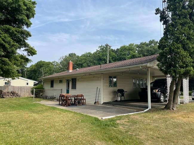 Building Photo - 29472 Albion Rd