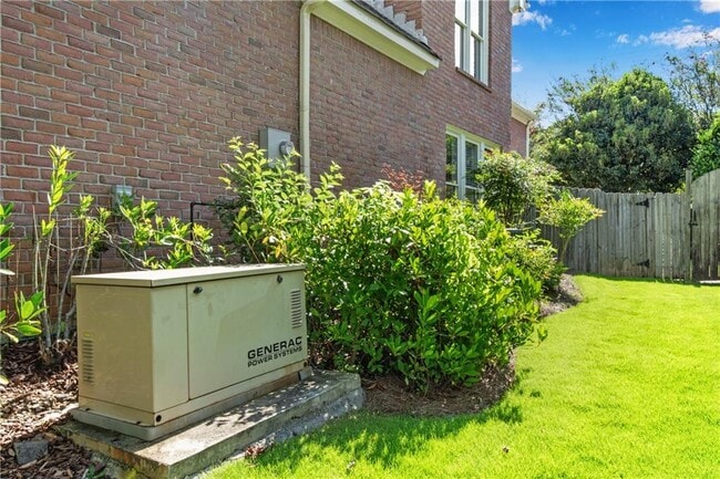 Building Photo - 290 Windsor Gate Cove NE