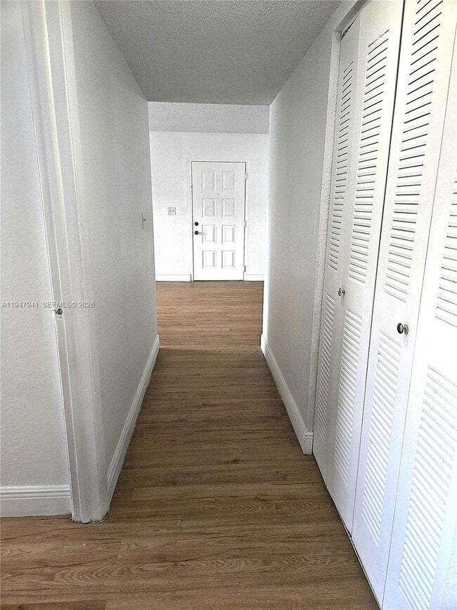 Building Photo - 7423 SW 152nd Ave