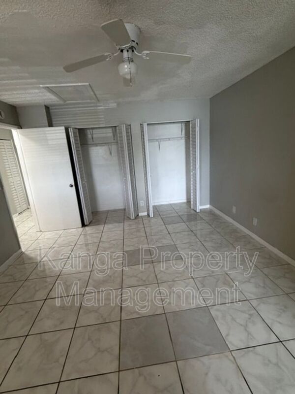 Building Photo - 11449 NW 35th St