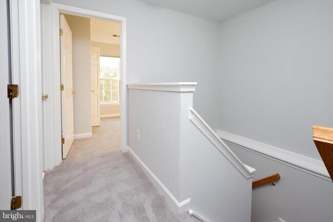 Building Photo - 44877 Grove Terrace
